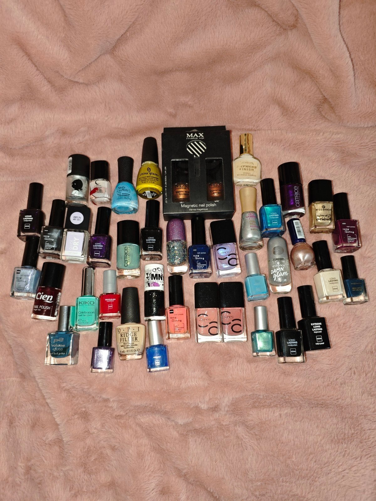 Bundel 3, Grote collectie nagellak (41 stuks), Ophalen of Verzenden, Zo goed als nieuw, Overige typen