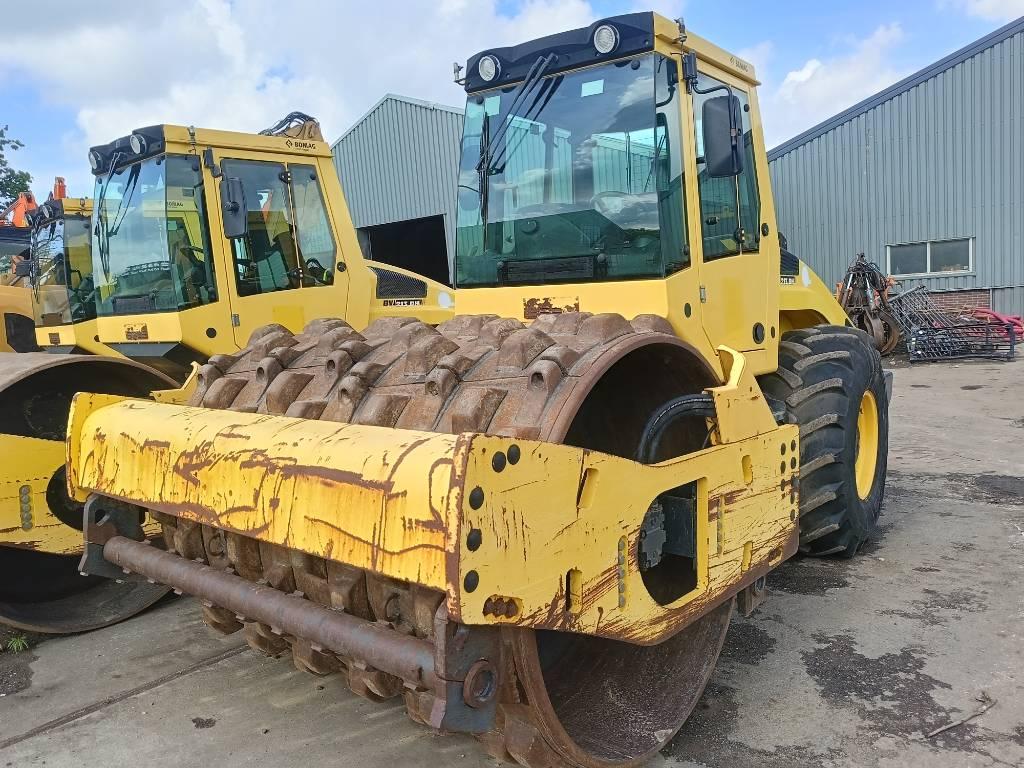 Bomag BW 213 D H-4 i soil compactor sheep schappoot wals, Zakelijke goederen, Machines en Bouw | Overig