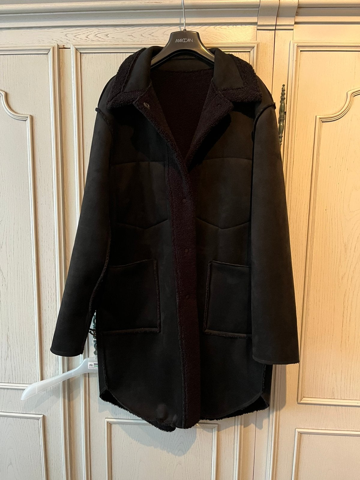 Zwarte omkeerbare look alike suede vest, Verzenden, Gedragen, Maat 46 (S) of kleiner, Zwart