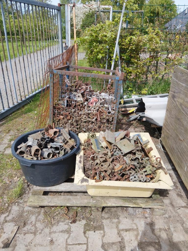 Steigermateriaal, Tuin en Terras, Grind, Keien en Split, Gebruikt, Ophalen