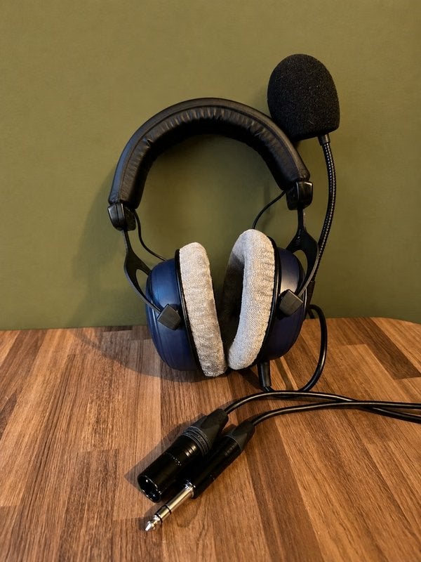 Beyerdynamic DT 770 Pro met Microfoon (DT-797 PV), Beyerdynamic, Ophalen of Verzenden, Zo goed als nieuw, Verstelbaar