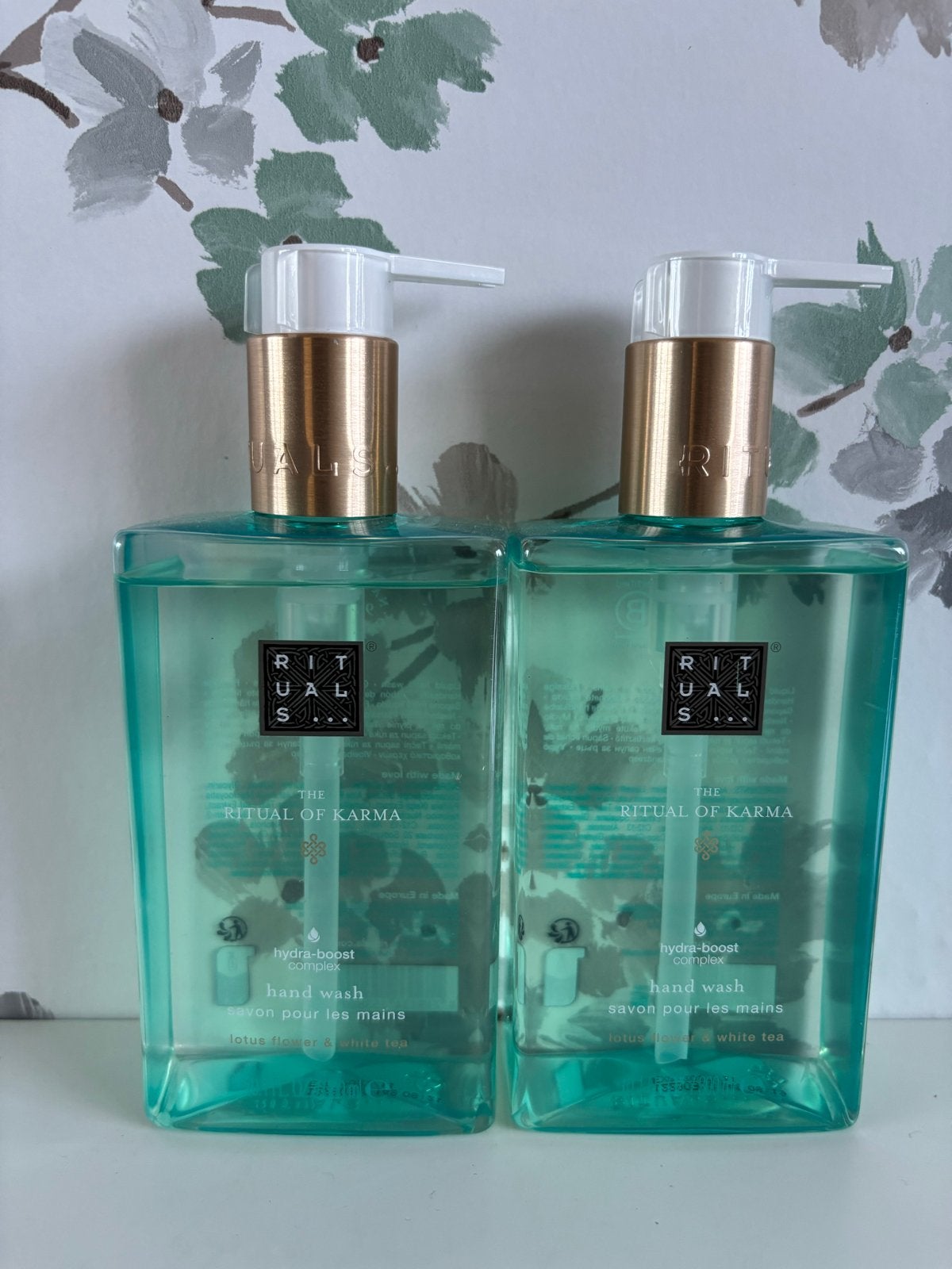 Rituals The Ritual of Karma Hand Wash 300ml NIEUW 2 stuks, Sieraden, Tassen en Uiterlijk, Uiterlijk | Lichaamsverzorging, Ophalen of Verzenden