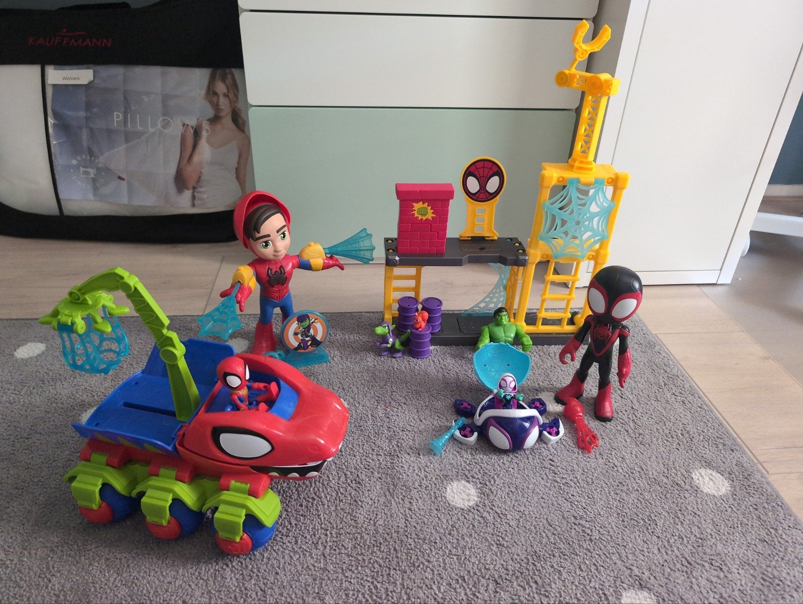 Gaaf Disney Spidey speelgoed set, Ophalen, Gebruikt