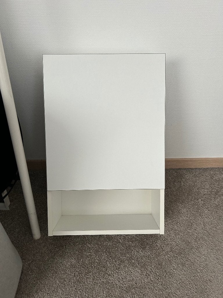 Wandkastje en spiegel, Minder dan 50 cm, Ophalen of Verzenden, Zo goed als nieuw, Minder dan 100 cm