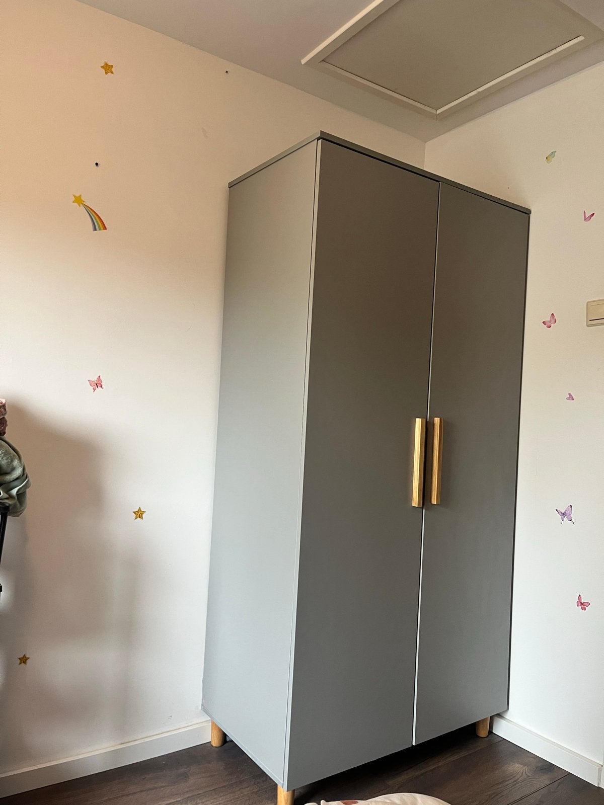 Grijze commode en kledingkast set voor babykamer, Ophalen, Gebruikt, 50 tot 70 cm, 105 cm of meer