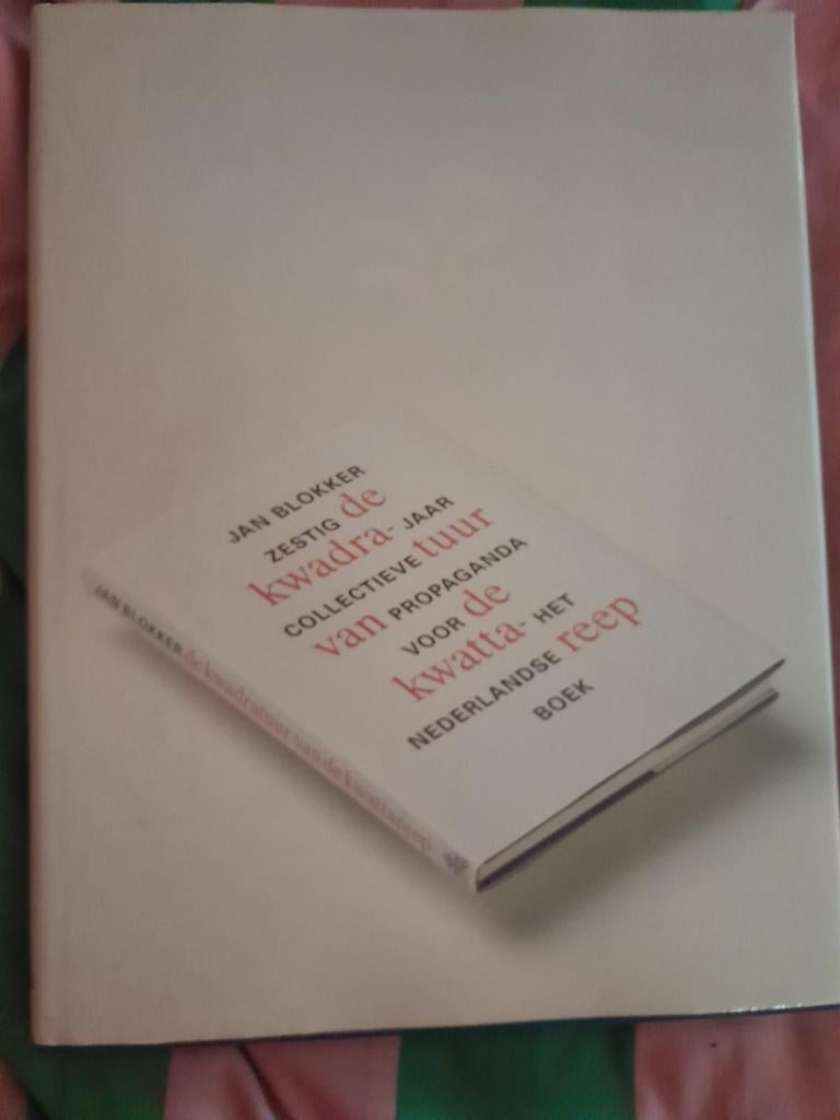 Jan Blokker - Zestig jaar collectieve propaganda, Boeken, Ophalen of Verzenden, Gelezen, Jan Blokker, Nederland