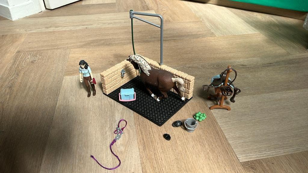 Schleich wasplaats, Verzenden, Zo goed als nieuw, Paard, Beeldje of Figuurtje