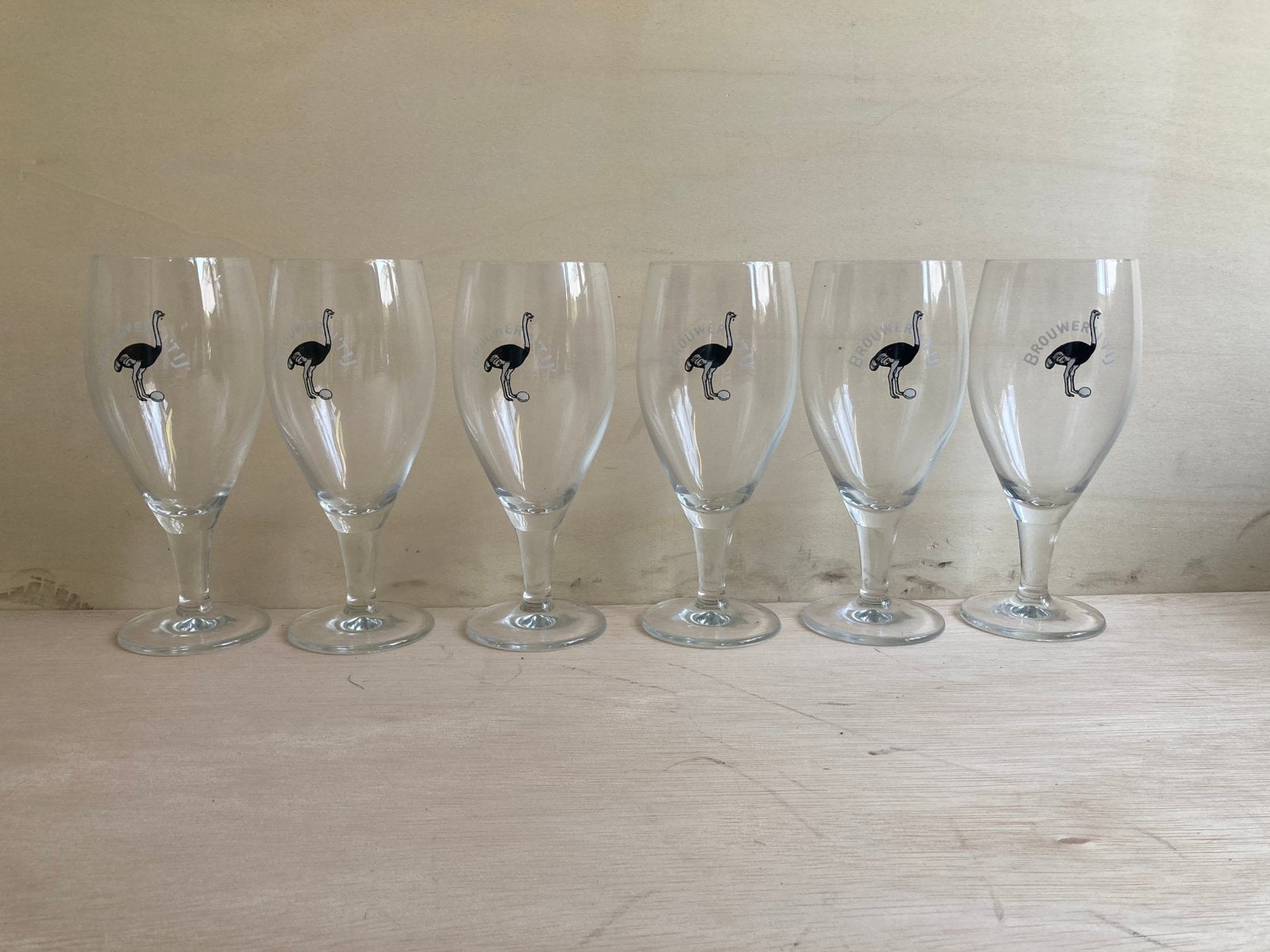 Doos met zes bierglazen ‘t IJ, Ophalen, Zo goed als nieuw, Bierglas