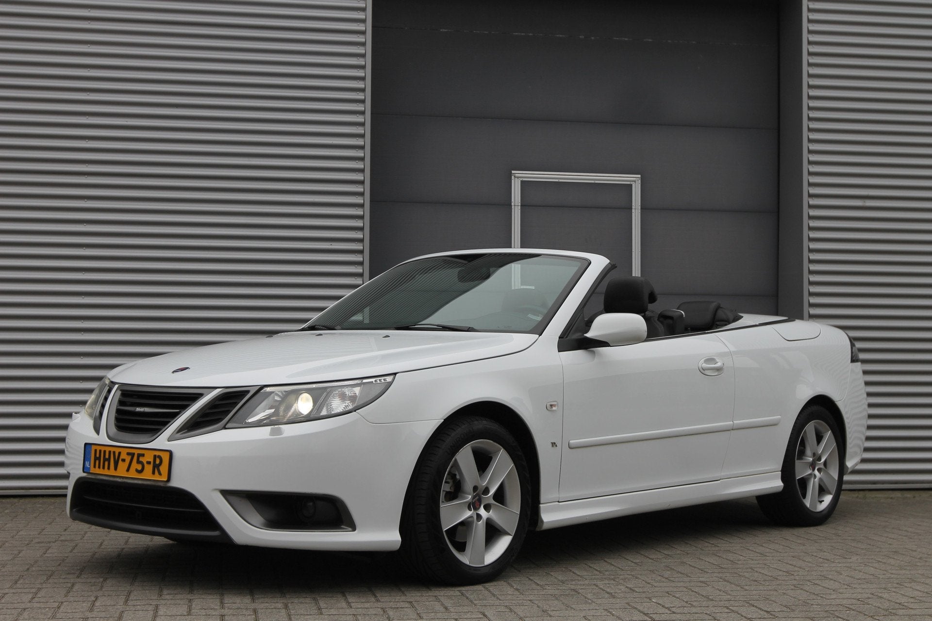 Saab 9-3 Cabrio 1.9 TiD Vector I Aut. I Navi I Leder, Auto's, Gebruikt, Zwart, 4 cilinders, 4 stoelen