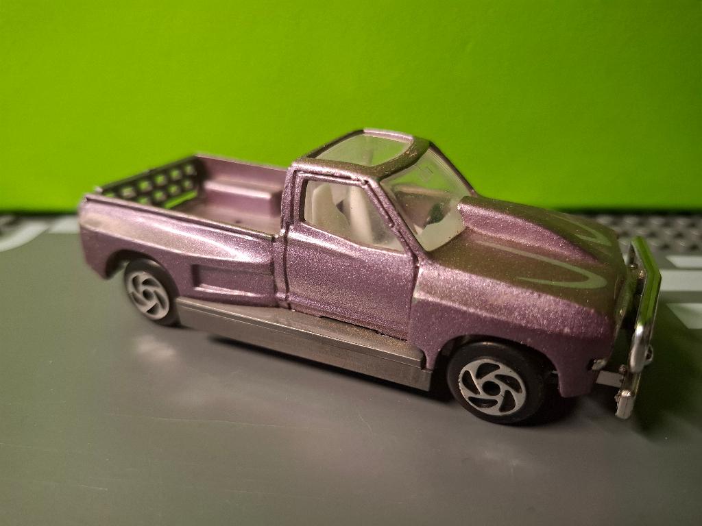 Zylmex - Datsun 620 Pickup [paars] 1/43, Hobby en Vrije tijd, Modelauto's | 1:43, Ophalen of Verzenden, Gebruikt, Auto, Overige merken