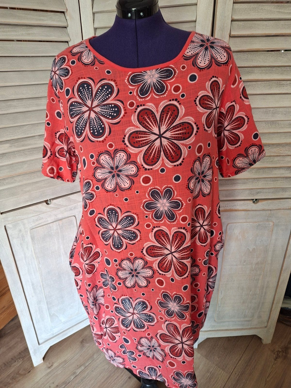 Vrolijke luchtige linnen jurk mt 44-46 zgan, Verzenden, Zo goed als nieuw, Maat 46/48 (XL) of groter, Onder de knie