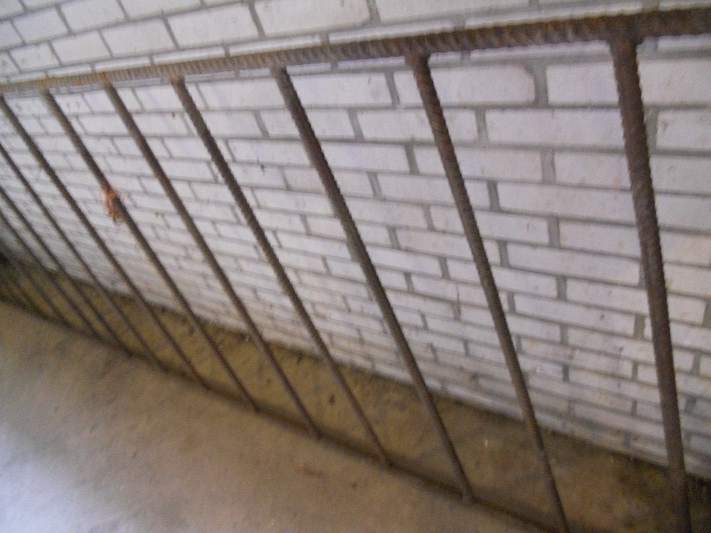 stevig ijzer hek met spijlen br. 4 meter x hoog 1 meter, Toebehoren