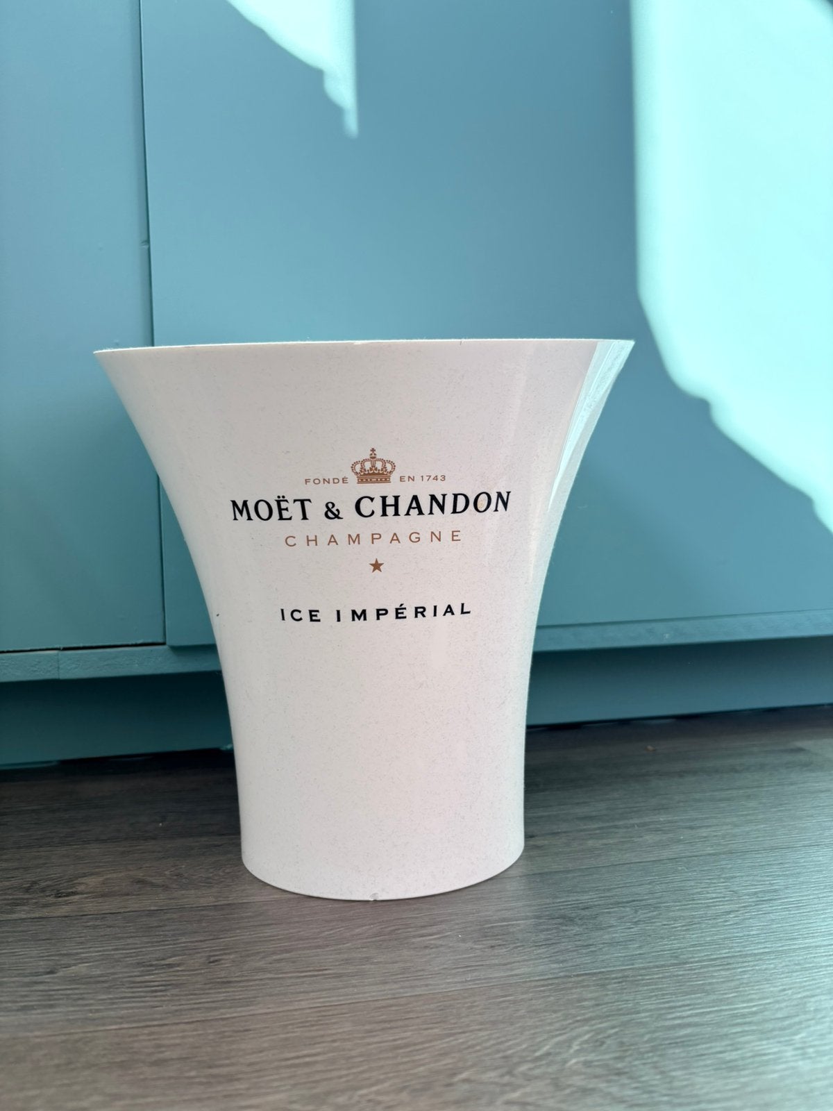 Moët coolers, Ophalen, Gebruikt