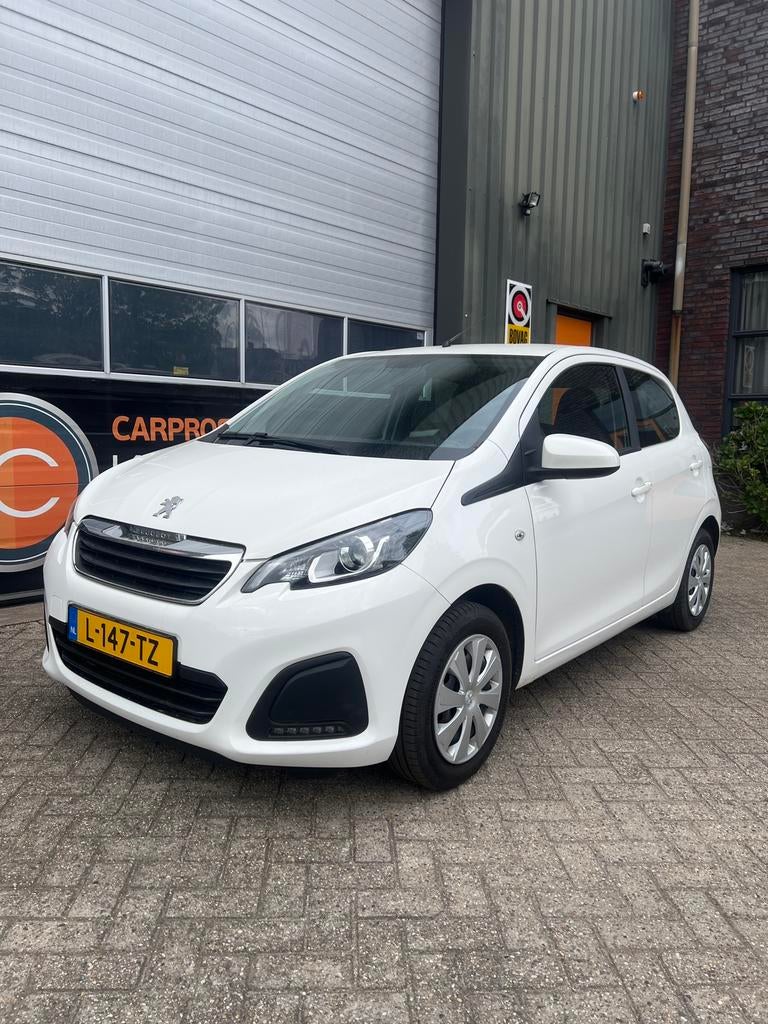 Peugeot 108 1.0 E-vti 72pk 5D 2021 Wit airco, Auto's, 4 stoelen, Wit, Origineel Nederlands, Handgeschakeld