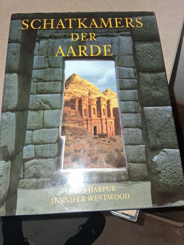 Schatkamers der Aarde - James Harpur & Jennifer Westwood