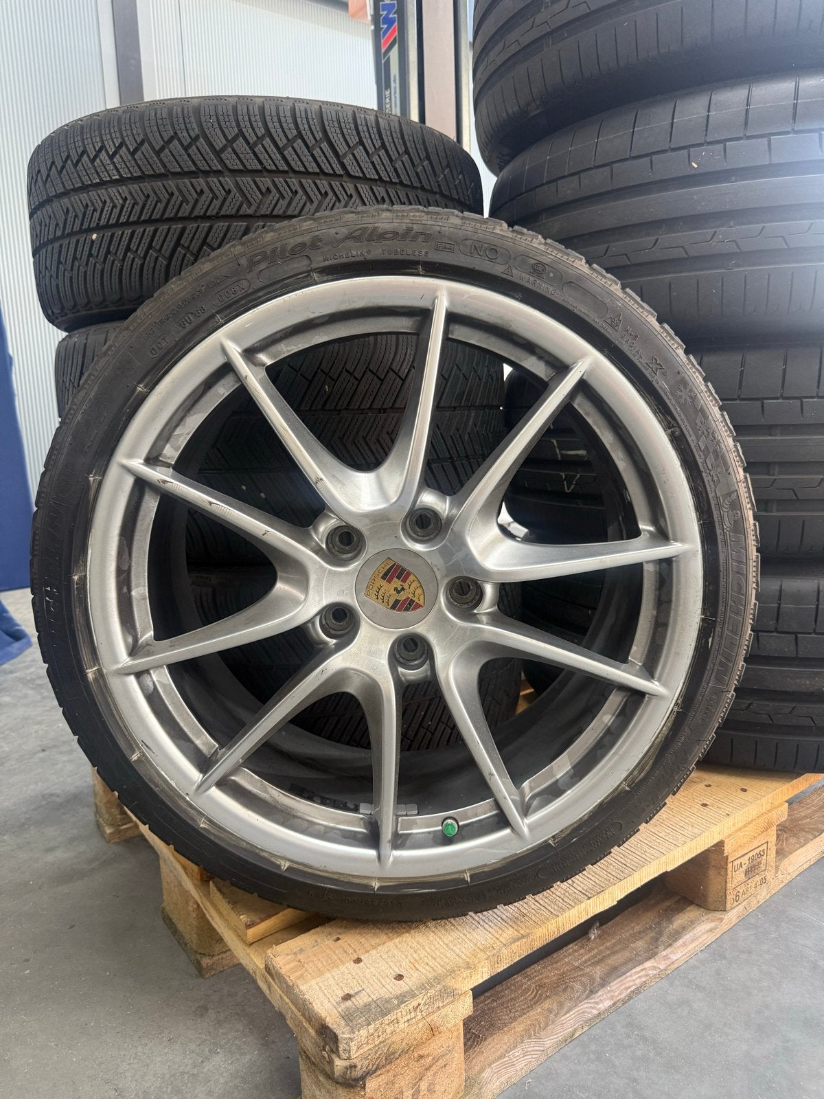 Originele Porsche 20 inch winterbanden met velgen, Auto-onderdelen, Ophalen, Gebruikt, Banden en Velgen, Winterbanden