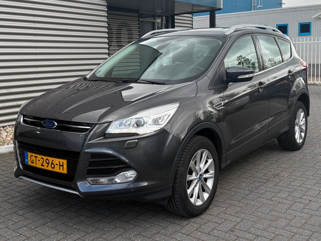 Ford Kuga 1.5 Titanium 4WD, Auto's, Ford, Automaat, Parkeersensor, Euro 6, 4 cilinders