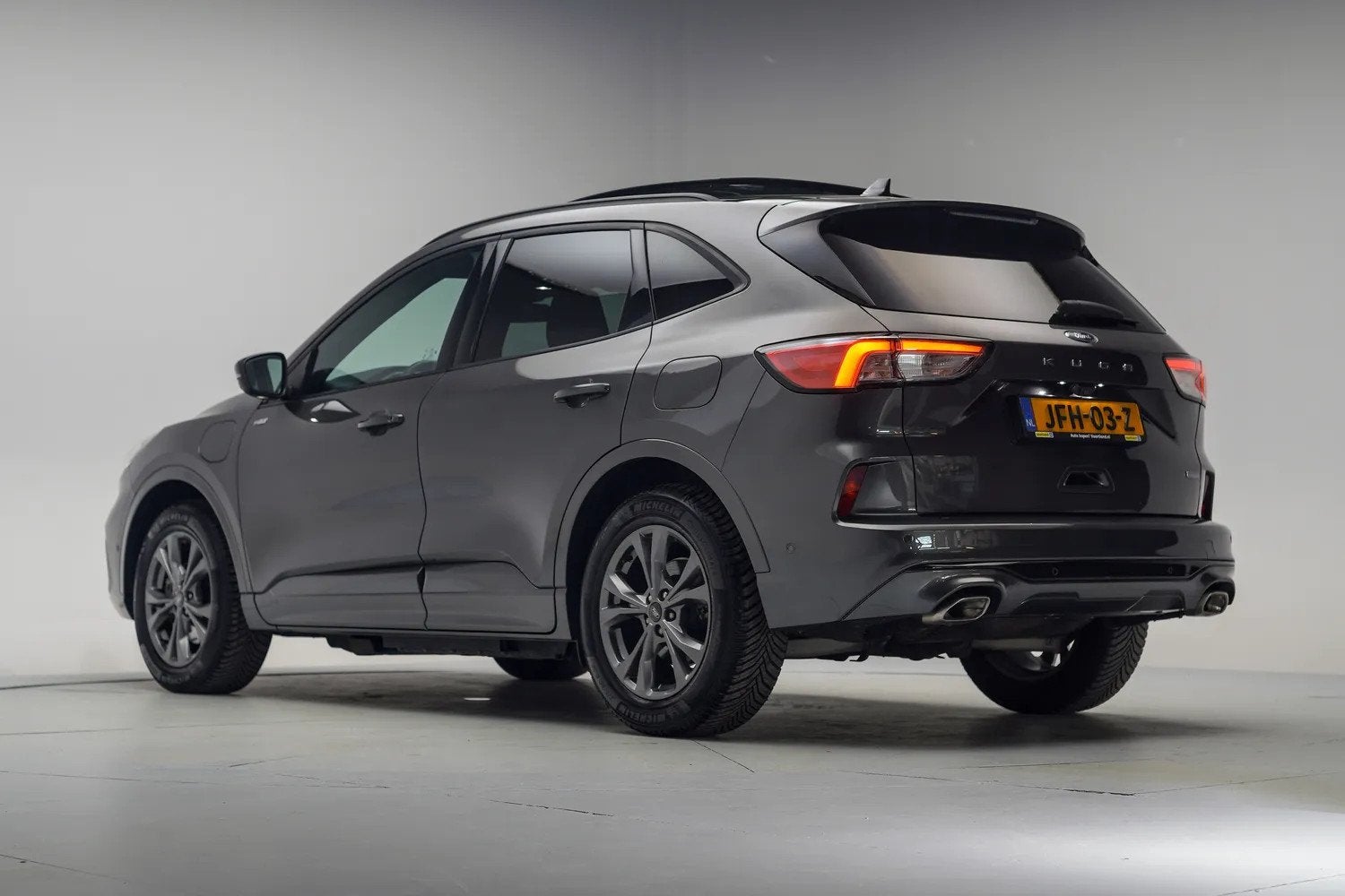 Ford Kuga 2.5 PHEV ST-Line [ Panoramadak Apple/Android Trekh, Gebruikt, Adaptive Cruise Control, 4 cilinders, Bedrijf
