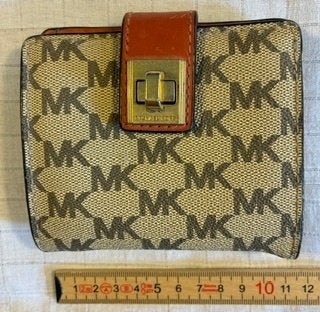 Michael Kors portemonnee, Sieraden, Tassen en Uiterlijk, Overige merken, Verzenden, Beige, Zo goed als nieuw