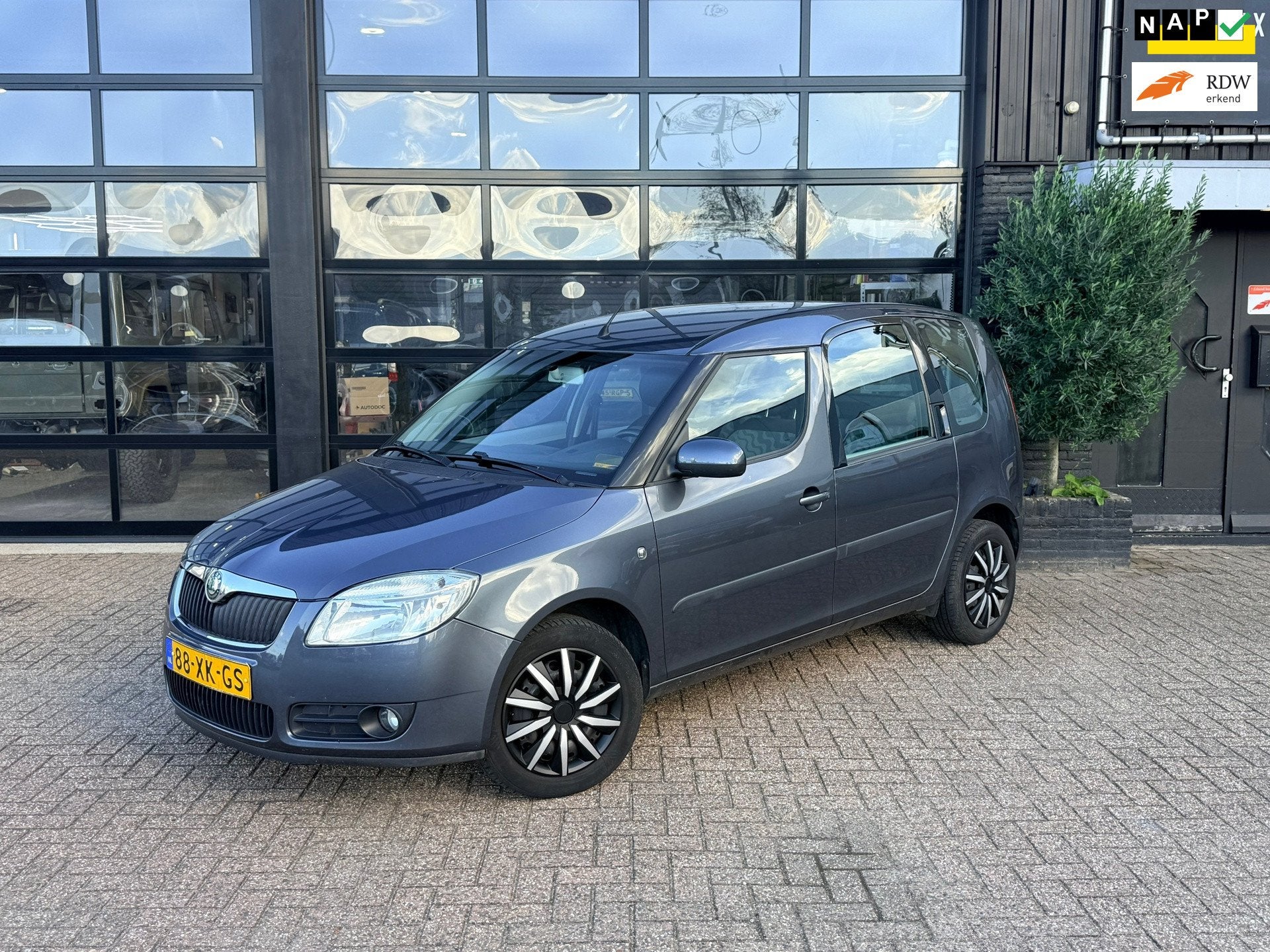 Skoda Roomster 1.6-16V Style, Auto's, Voorwielaandrijving, 450 kg, Gebruikt, 4 cilinders
