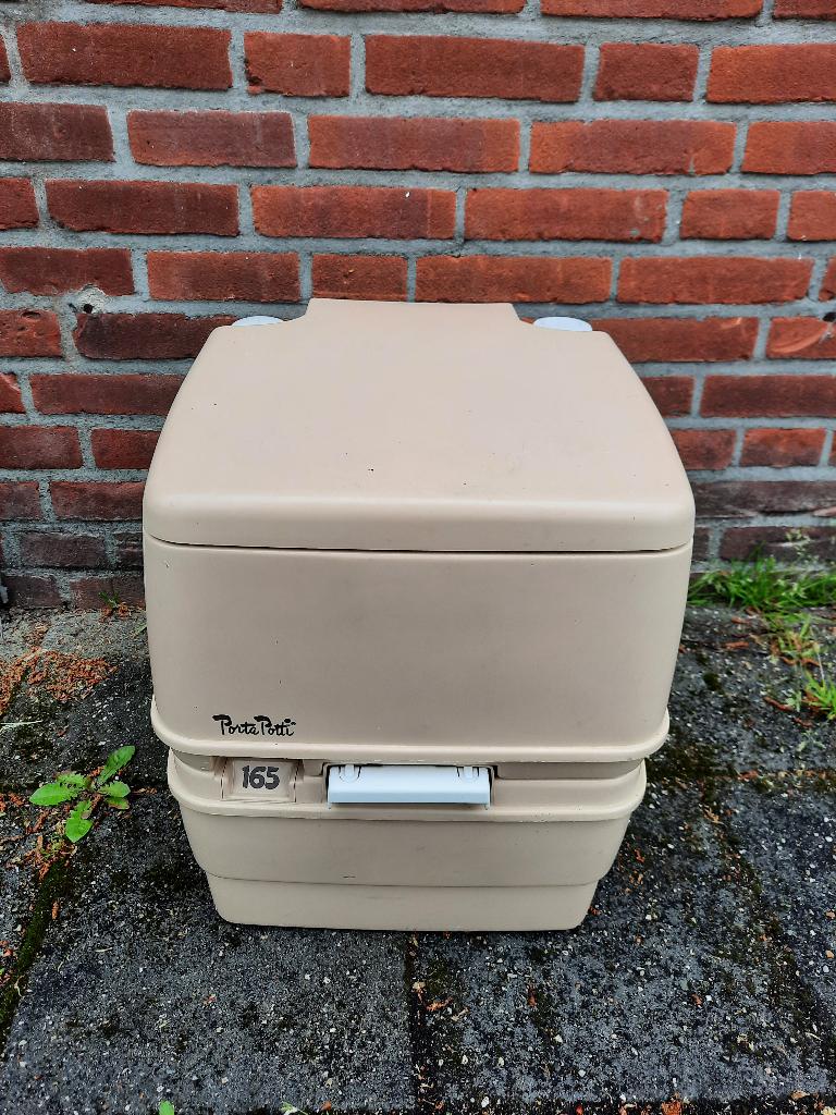 porta potti 126, Ophalen, Zo goed als nieuw