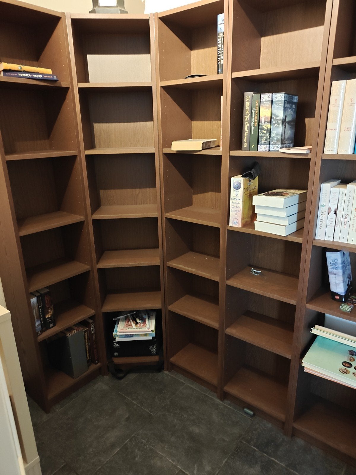 Foto 5 van 8 Ikea Billy boekenkasten 75 euro compleet - Zo goed als nie