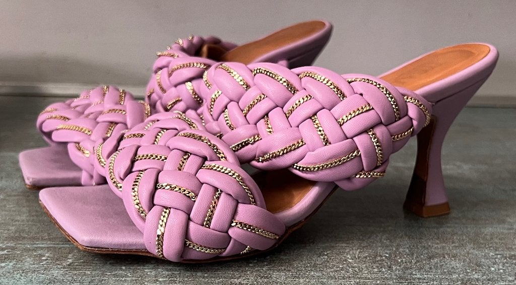 Toral. Leren slippers. Mt 37., Kleding | Dames, Schoenen, Slippers, Ophalen of Verzenden, Zo goed als nieuw, Toral