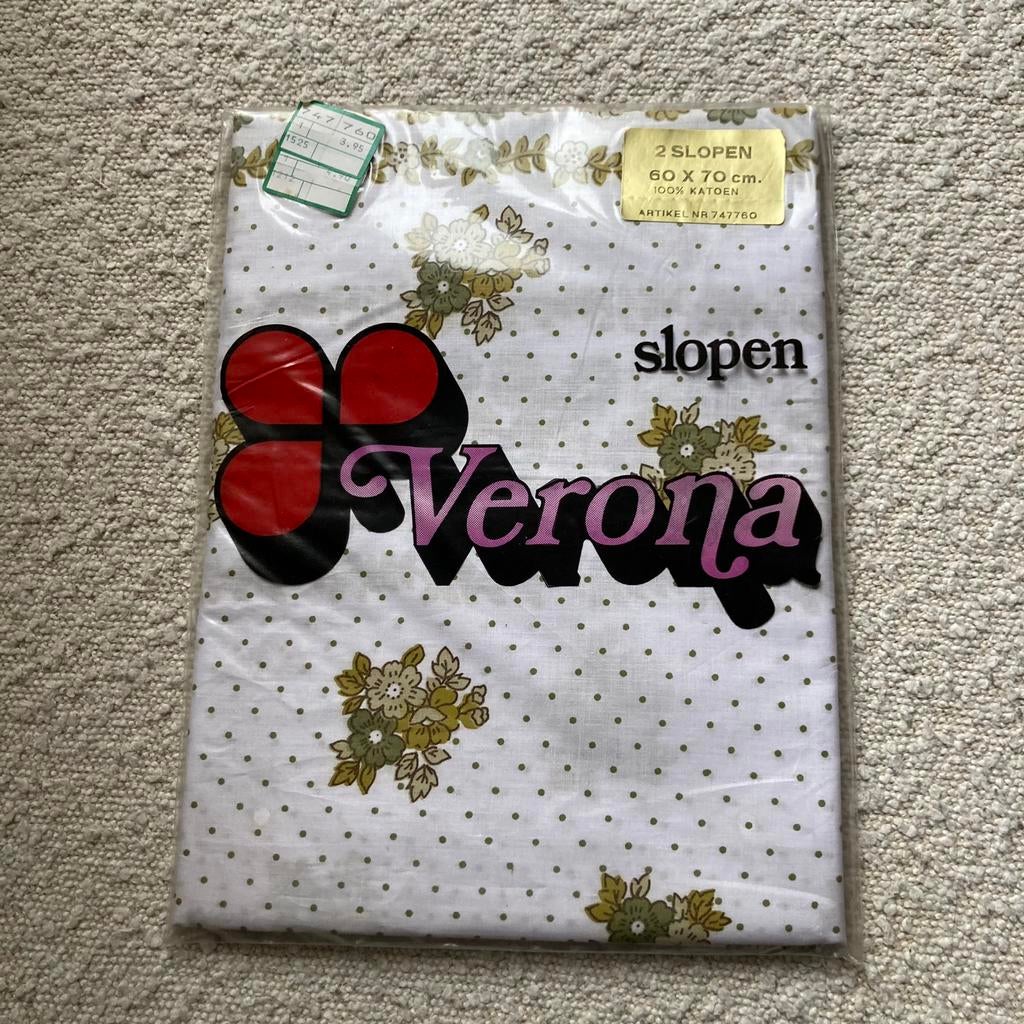 Nieuwe in verpakking: vintage kussenslopen bloemen, Tweepersoons, Ophalen of Verzenden, Zo goed als nieuw, Wit