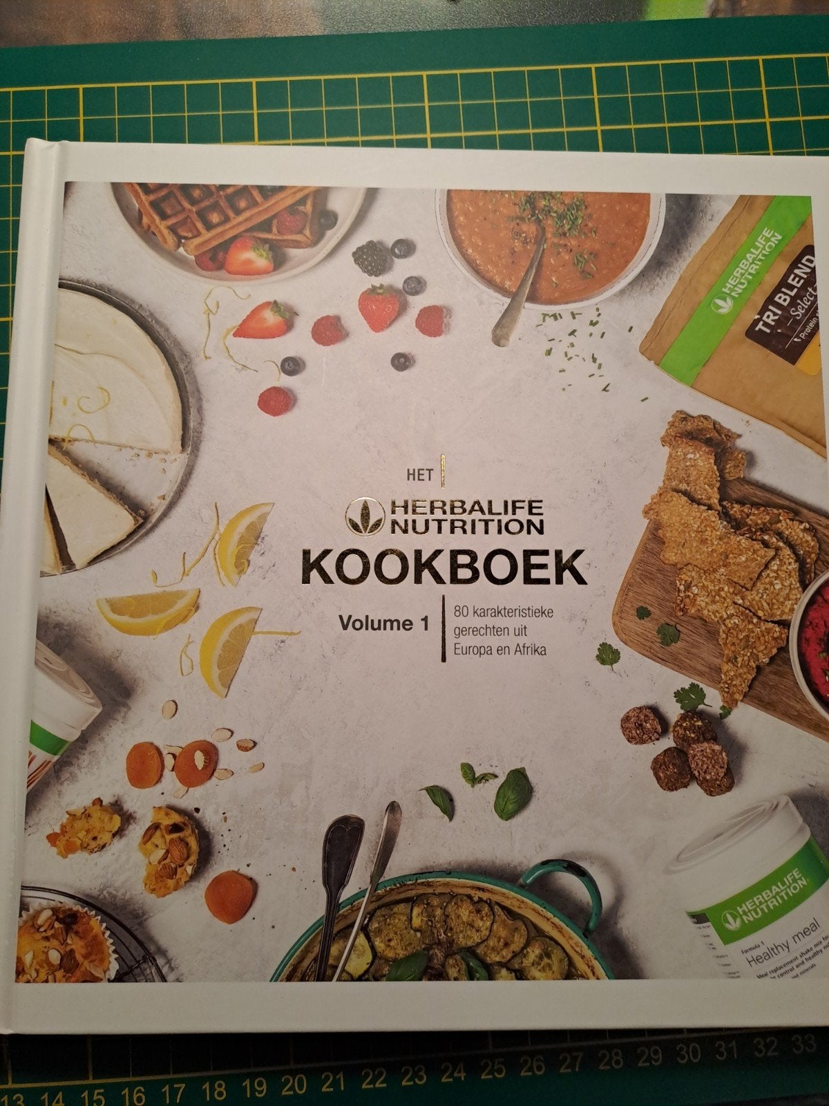 Herbalife Nutrition Kookboek Volume 1 - Nieuwstaat, Hoofdgerechten, Ophalen of Verzenden, Gezond koken, Overige gebieden