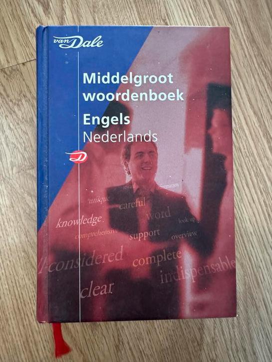 Middelgroot woordenboek Engels Nederlands Van Dale, Ophalen of Verzenden, Zo goed als nieuw, Van Dale, Engels