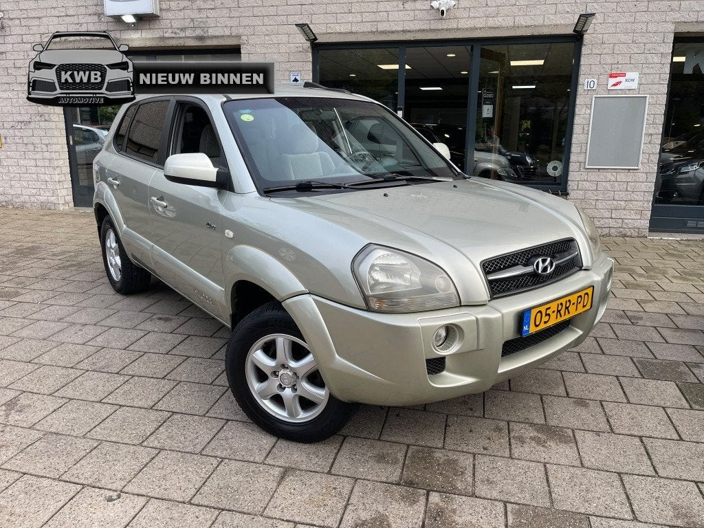 Hyundai Tucson 2.0i 4WD Style Airco Trekhaak (bj 2005), Gebruikt, 142 pk, 4 cilinders, Bedrijf