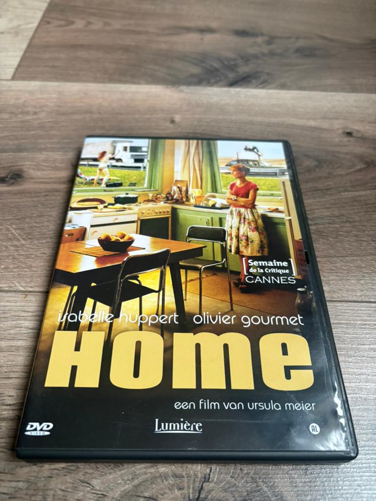 Home van Ursula Meier, Alle leeftijden, Ophalen of Verzenden, Zo goed als nieuw, Overige gebieden