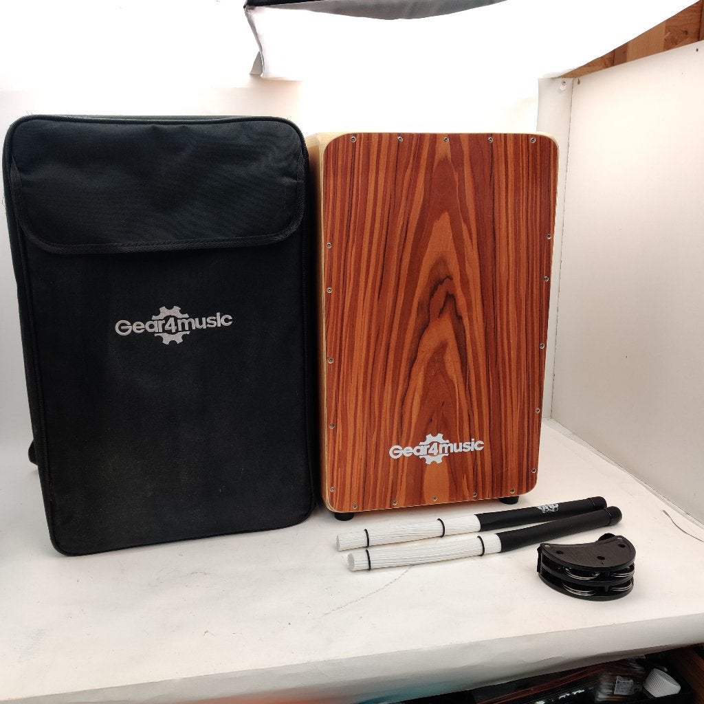 Compacte Cajon met Draagtas van Gear4music nu voor €59.99, Ophalen, C, C, Zo goed als nieuw