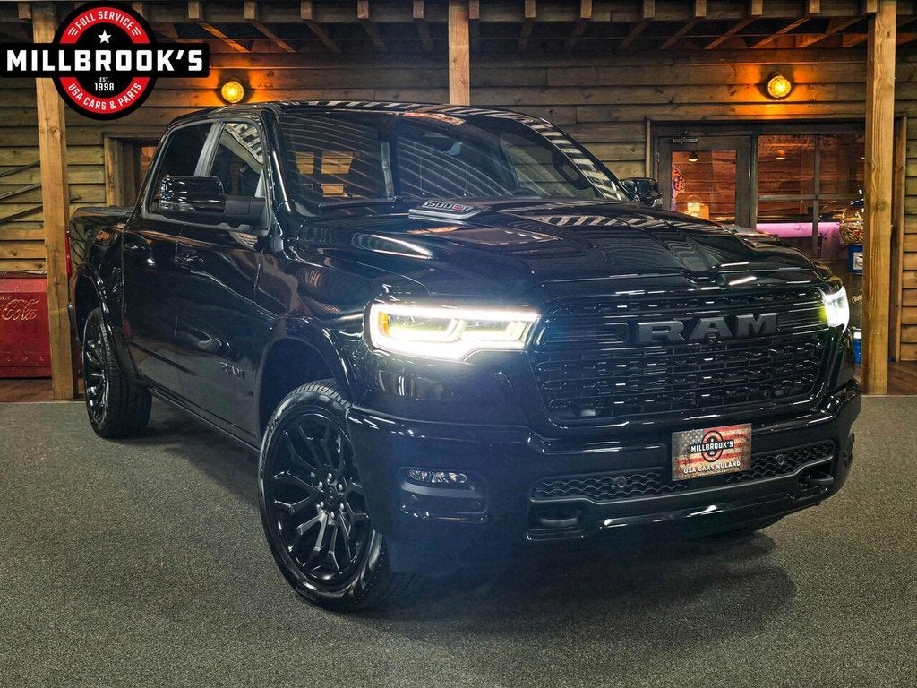 Dodge Ram 1500 Limited H/O Hurricane 540 PK Tijdelijke !ACTI, Auto's, Dodge, Automaat, 4 stoelen, Zwart, Leder