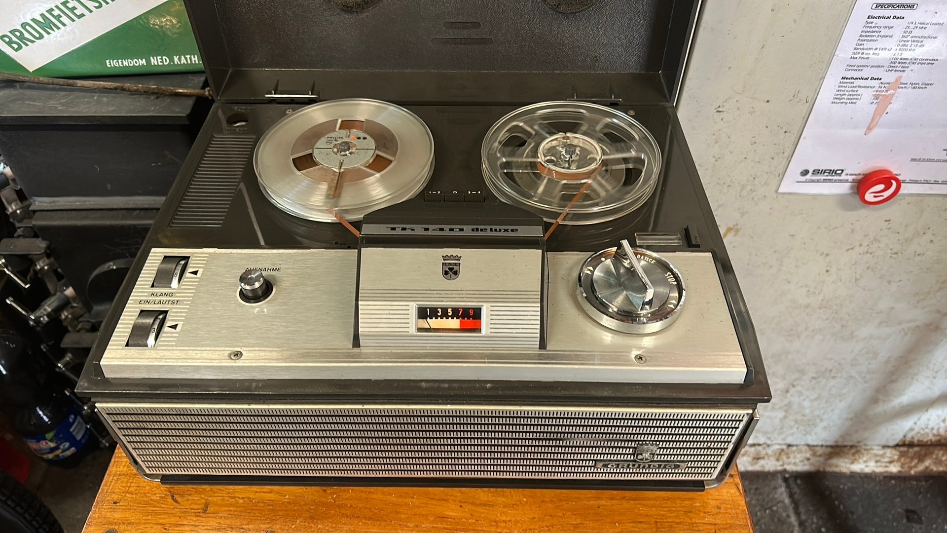 Grundig de luxe bandrecorder draagbaar, Ophalen, Bandrecorder, Met banden