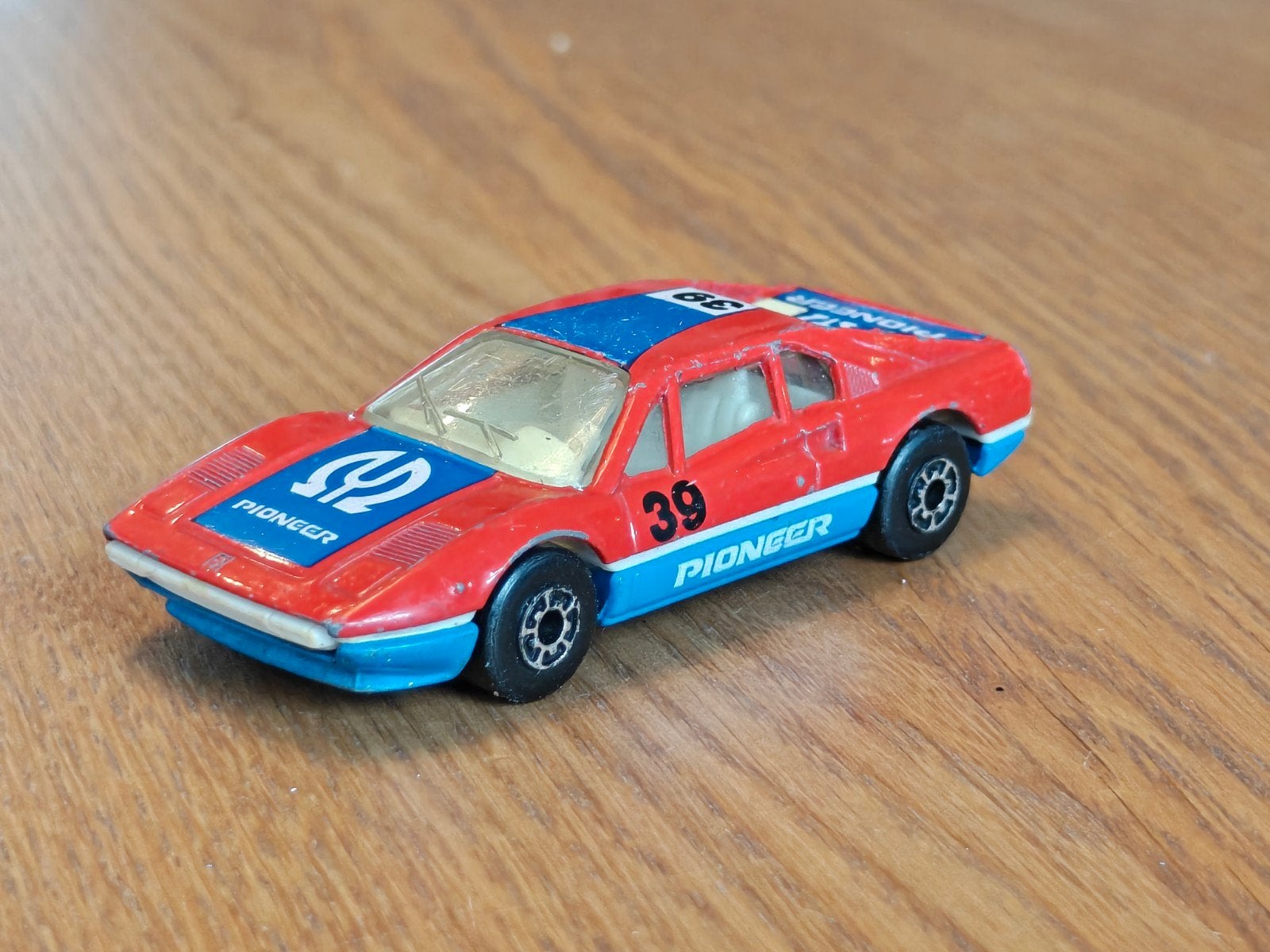 Matchbox Ferrari 308 GTB Pioneer, Ophalen, Zo goed als nieuw, Auto