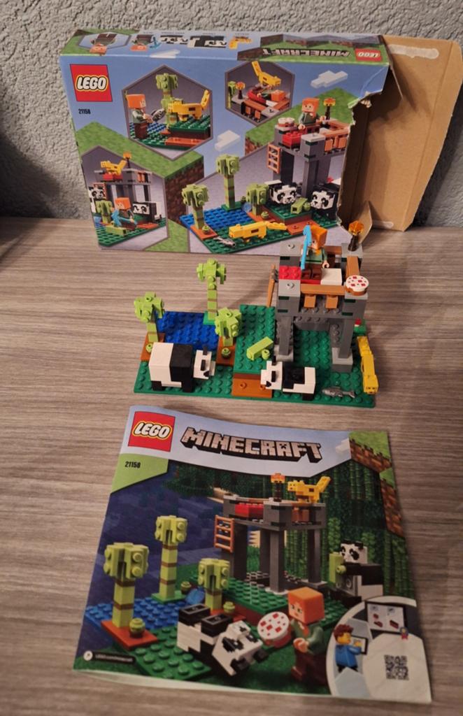 LEGO Minecraft Het Panda Verblijf (21158) compleet, Lego, Ophalen of Verzenden, Zo goed als nieuw, Complete set