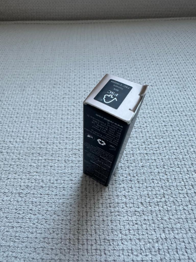 Rodial Glass Highlighter Champagne Glow 2g, Gehele gezicht, Nieuw, Ophalen of Verzenden, Make-up