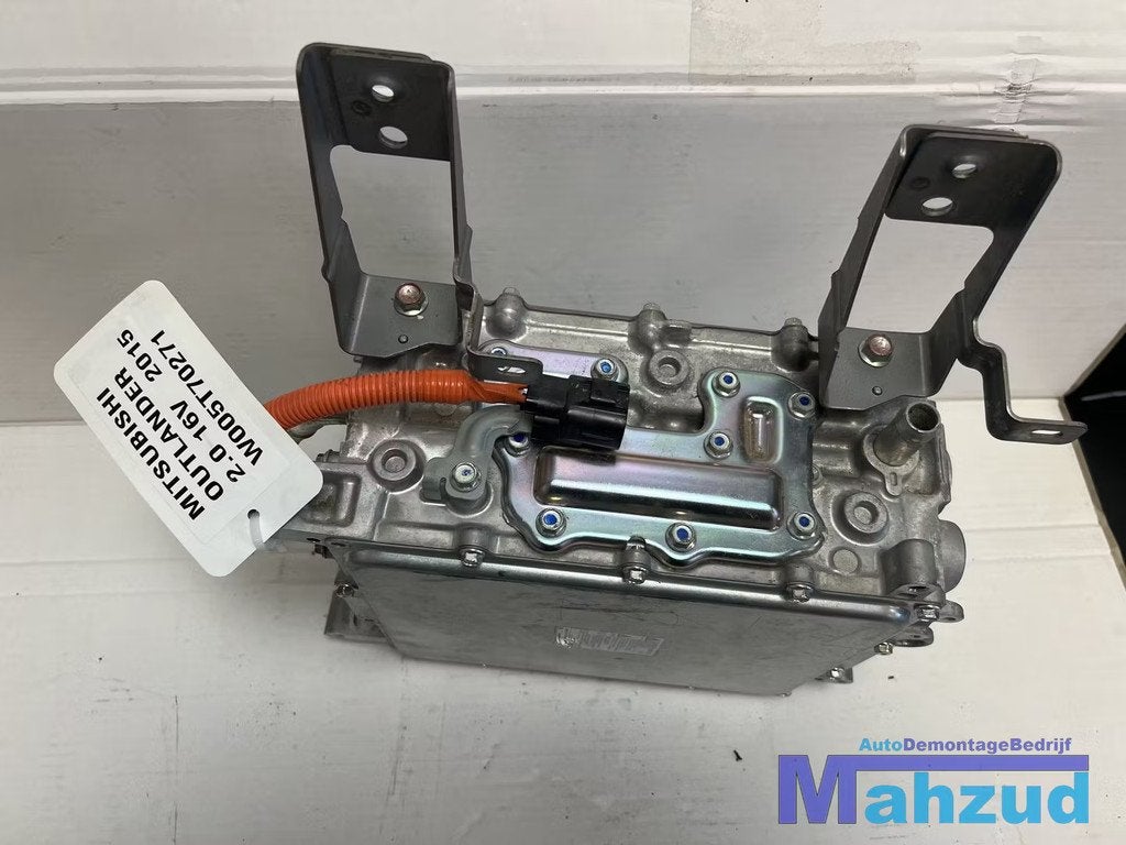 MITSUBISHI OUTLANDER PHEV 2.0 16V Acculader W005T70271, Info@fabrikant.eu, Fabrikantstraat 1
1000 AA  Amsterdam, NL, Ophalen of Verzenden