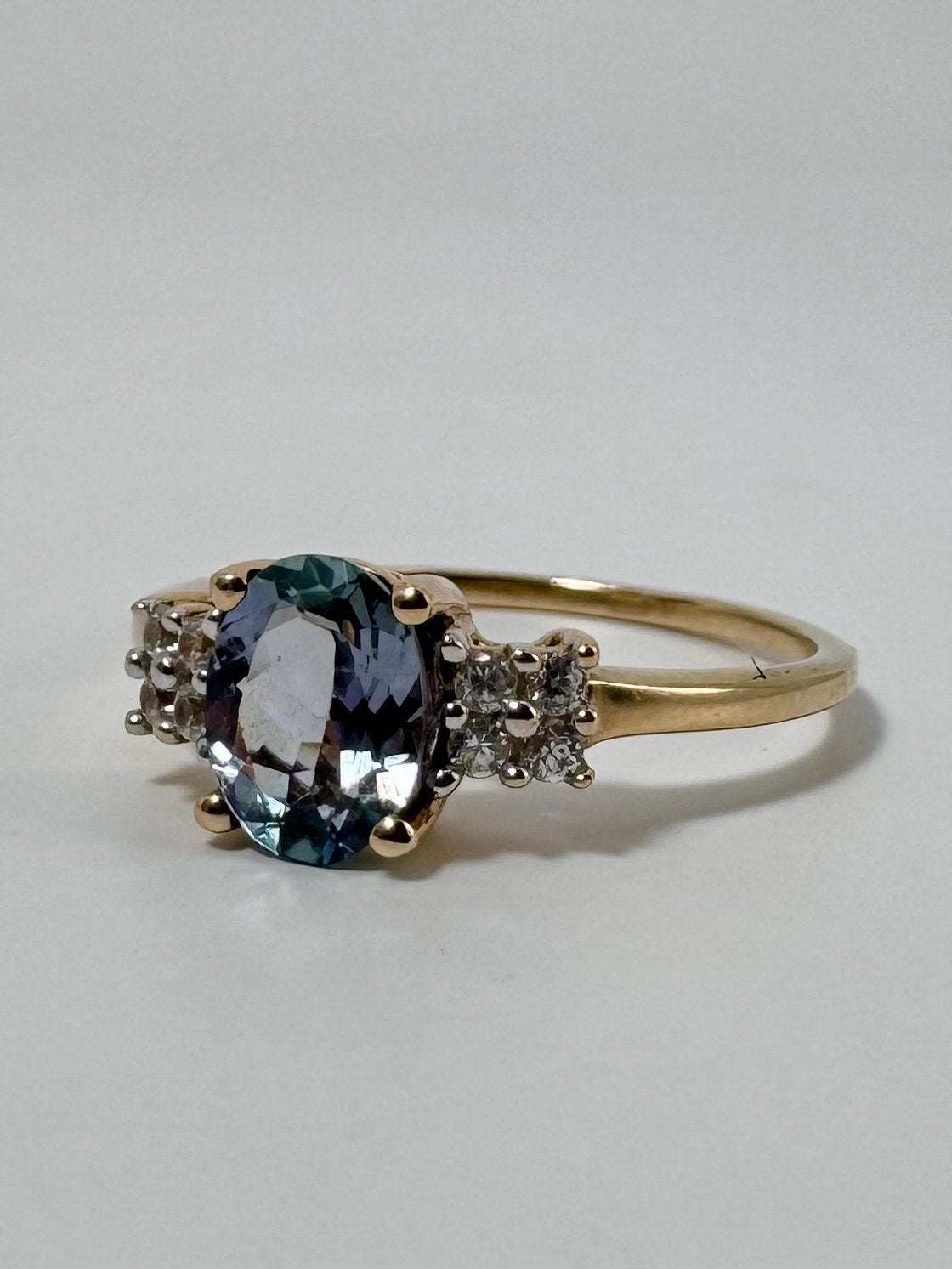 9 Karaat Vintage Ring met Tanzaniet, Sieraden, Tassen en Uiterlijk, Ringen, Gebruikt, 17 tot 18, Met edelsteen, Dame