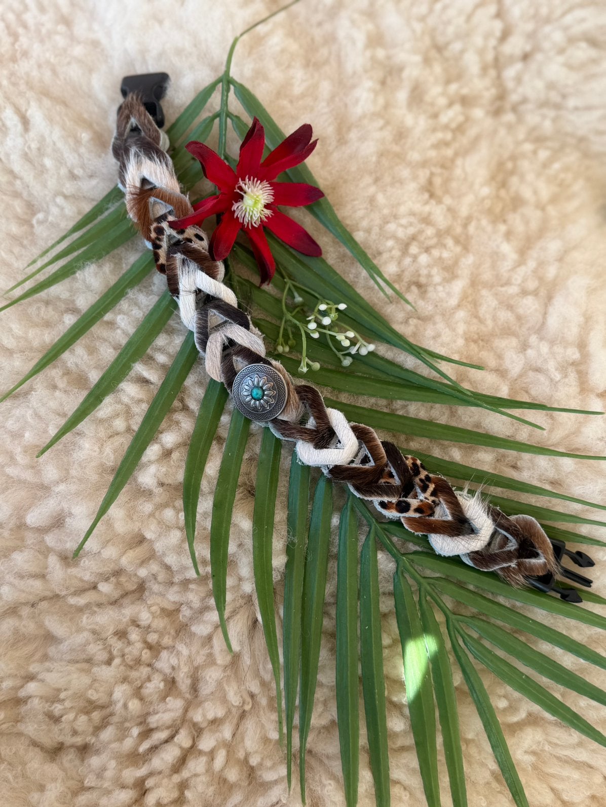 Honden riem halsband vacht leer nieuw ibiza style, Ophalen of Verzenden, Zo goed als nieuw
