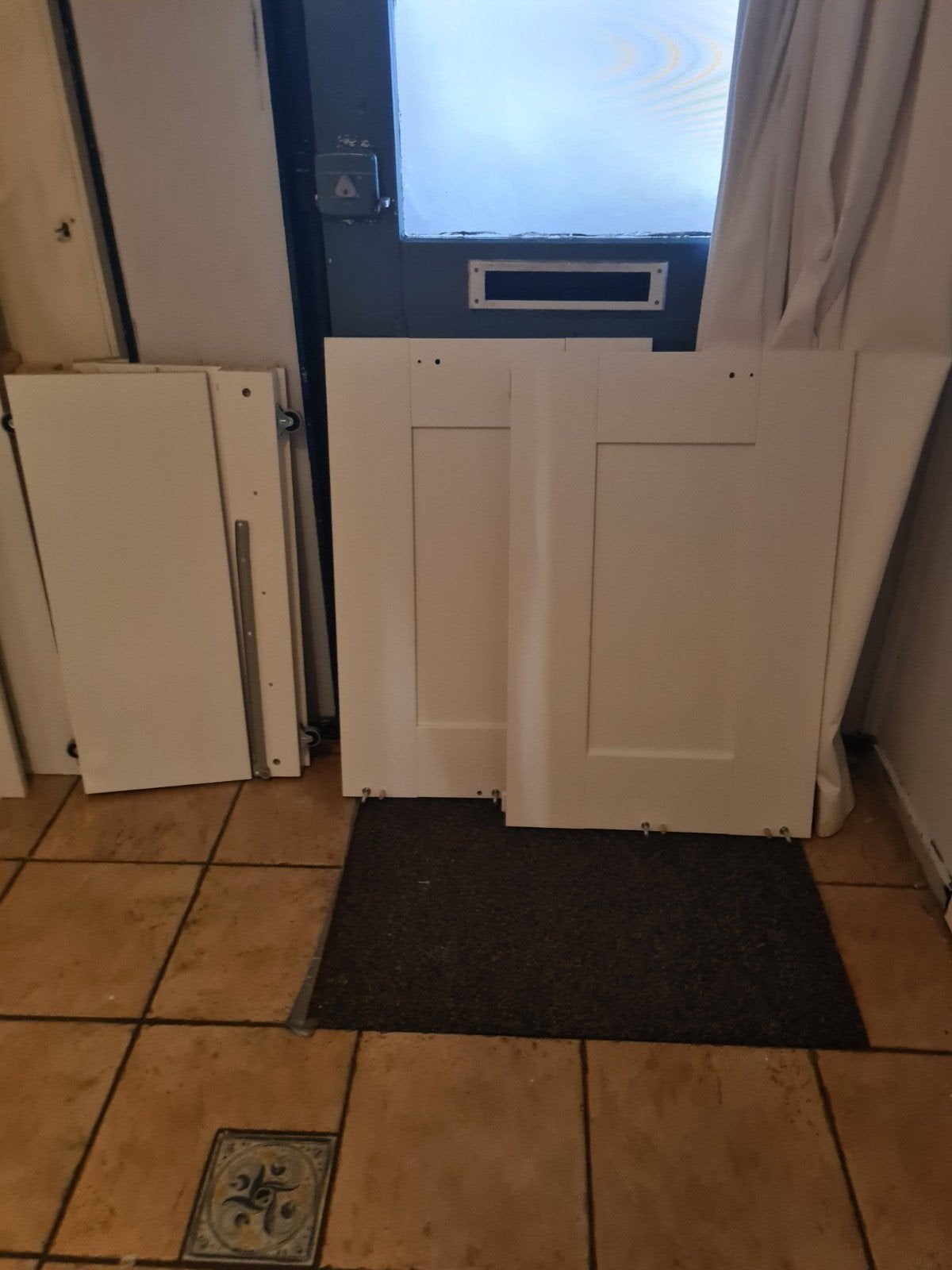 tk. z.g.a.n. ikea Brimnes bedbank + 2 ikea matrassen, Ophalen, Wit, Tweepersoons, Zo goed als nieuw
