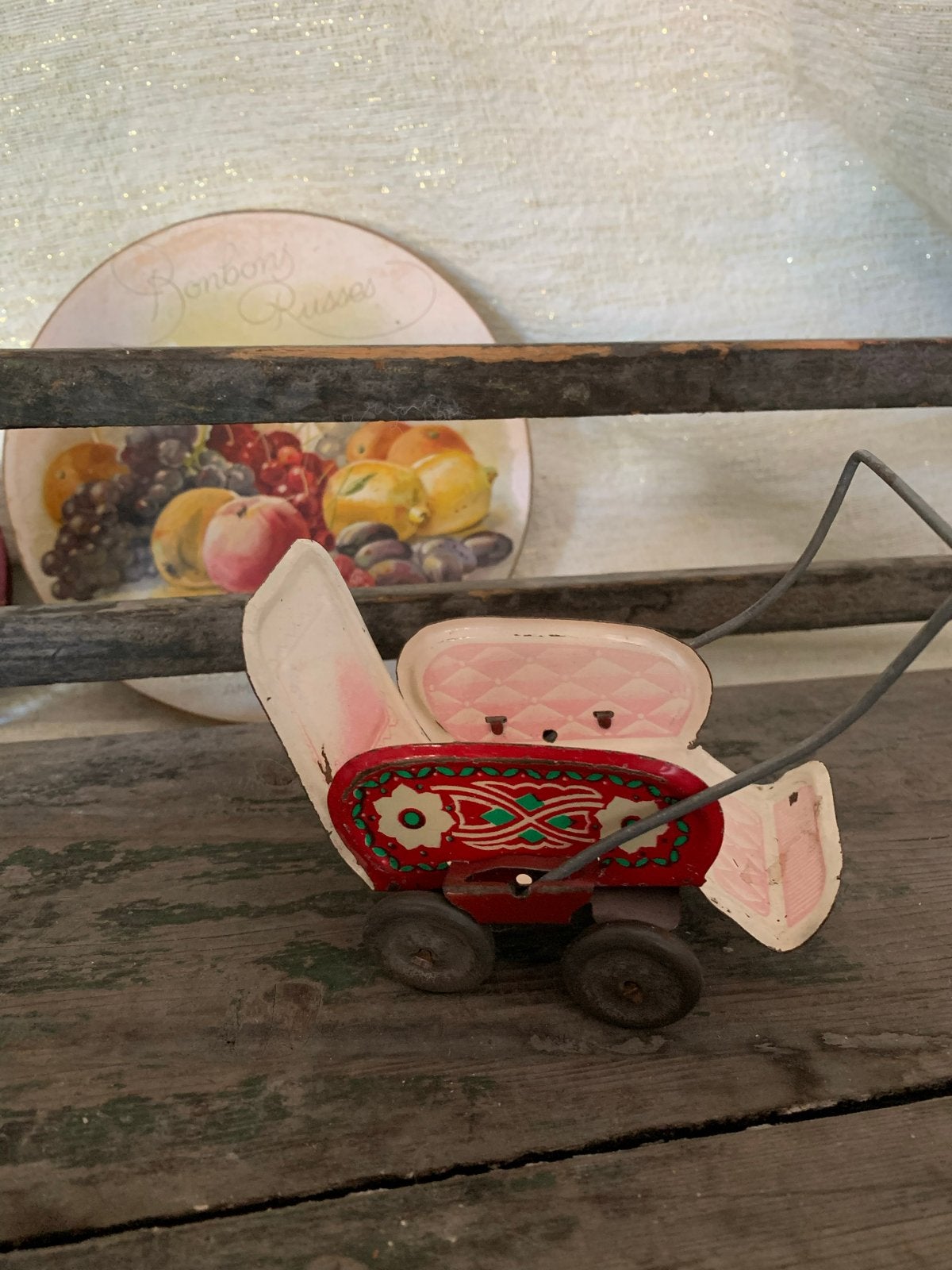 Antiek  Speelgoed Poppenwagen - Made in Holland, Ophalen of Verzenden