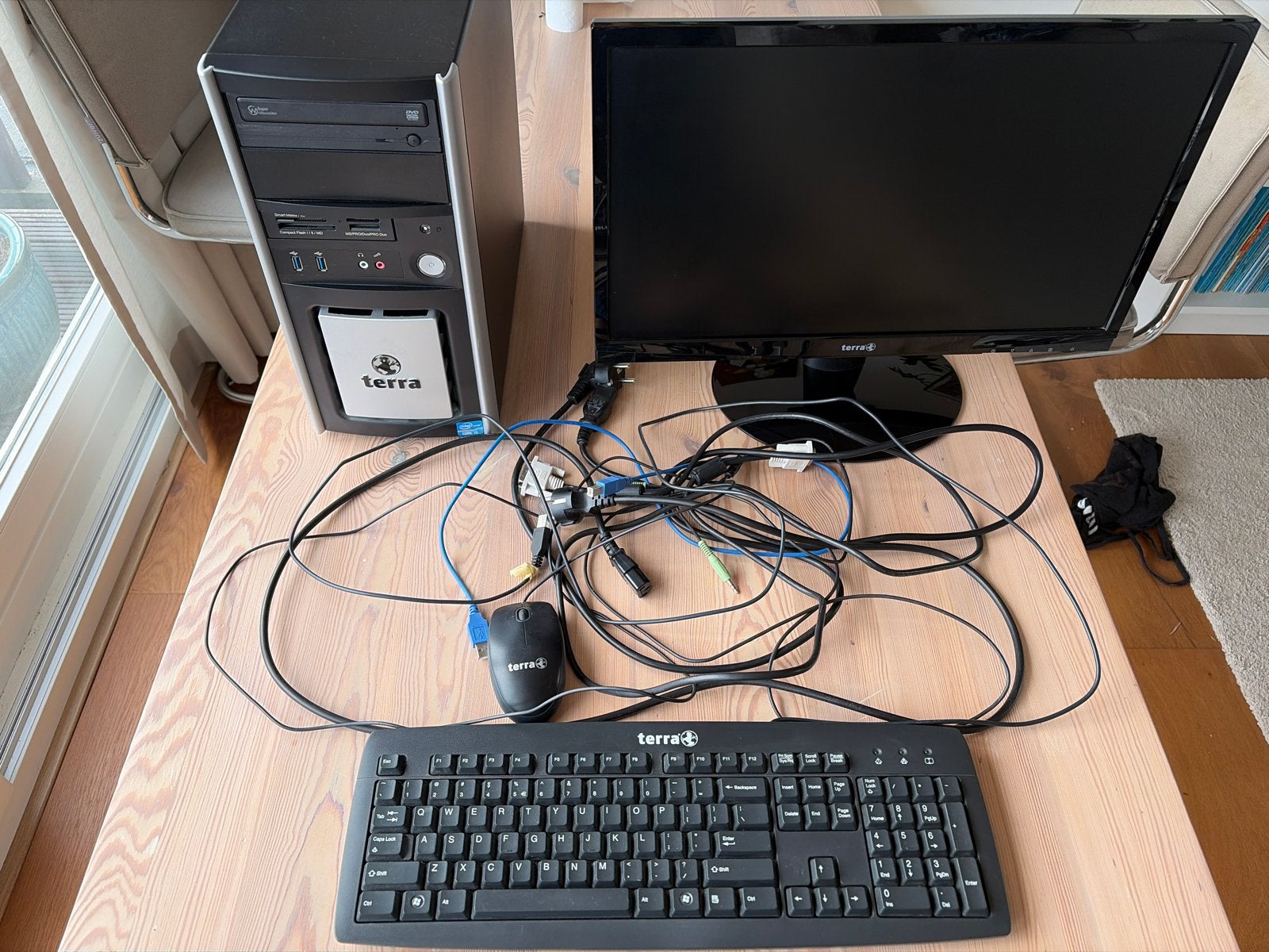 Terra Desktop PC set: i3, 1.5TB HDD plus monitor, Computers en Software, Ophalen, Gebruikt, HDD, Met videokaart