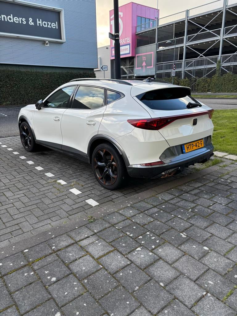 Cupra Formentor VZ5 1.4 E-hybrid 245pk Dsg-6 2022 Wit, Auto's, Cupra, 4 cilinders, Formentor, Wit, Plug-in hybride