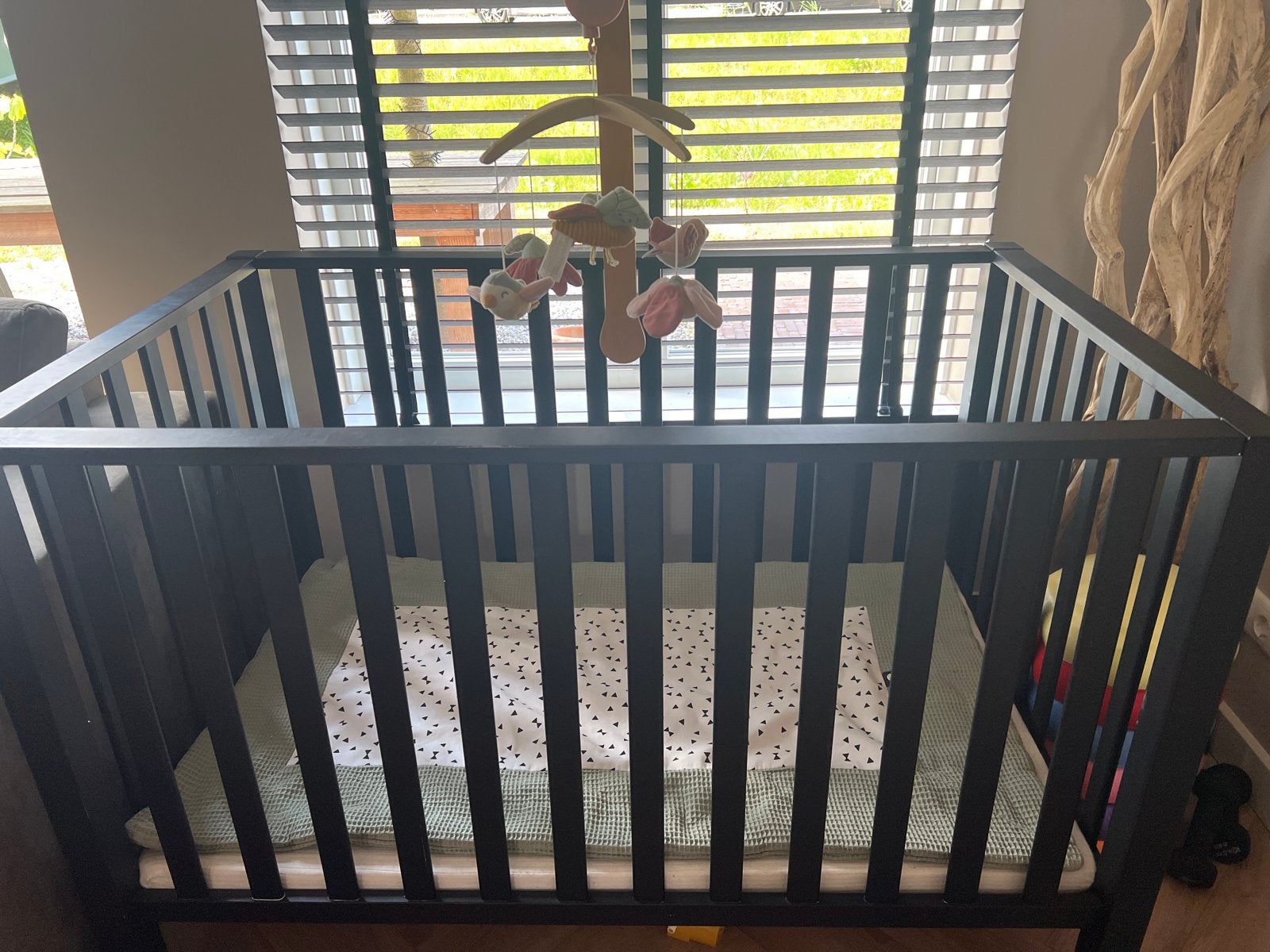Tweelingbox zwart - Ruime en stevige box voor twee, Kinderen en Baby's, Boxen, Ophalen, Gebruikt, Rechthoekig