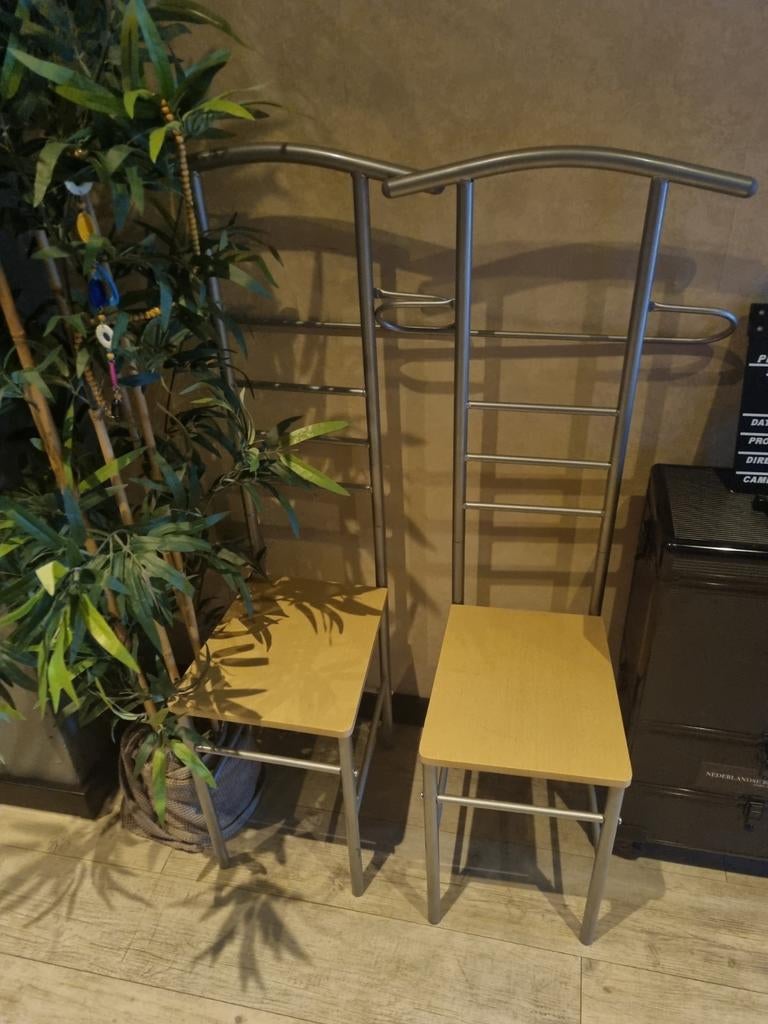 Handige aankleedstoelen., Ophalen of Verzenden, Eén