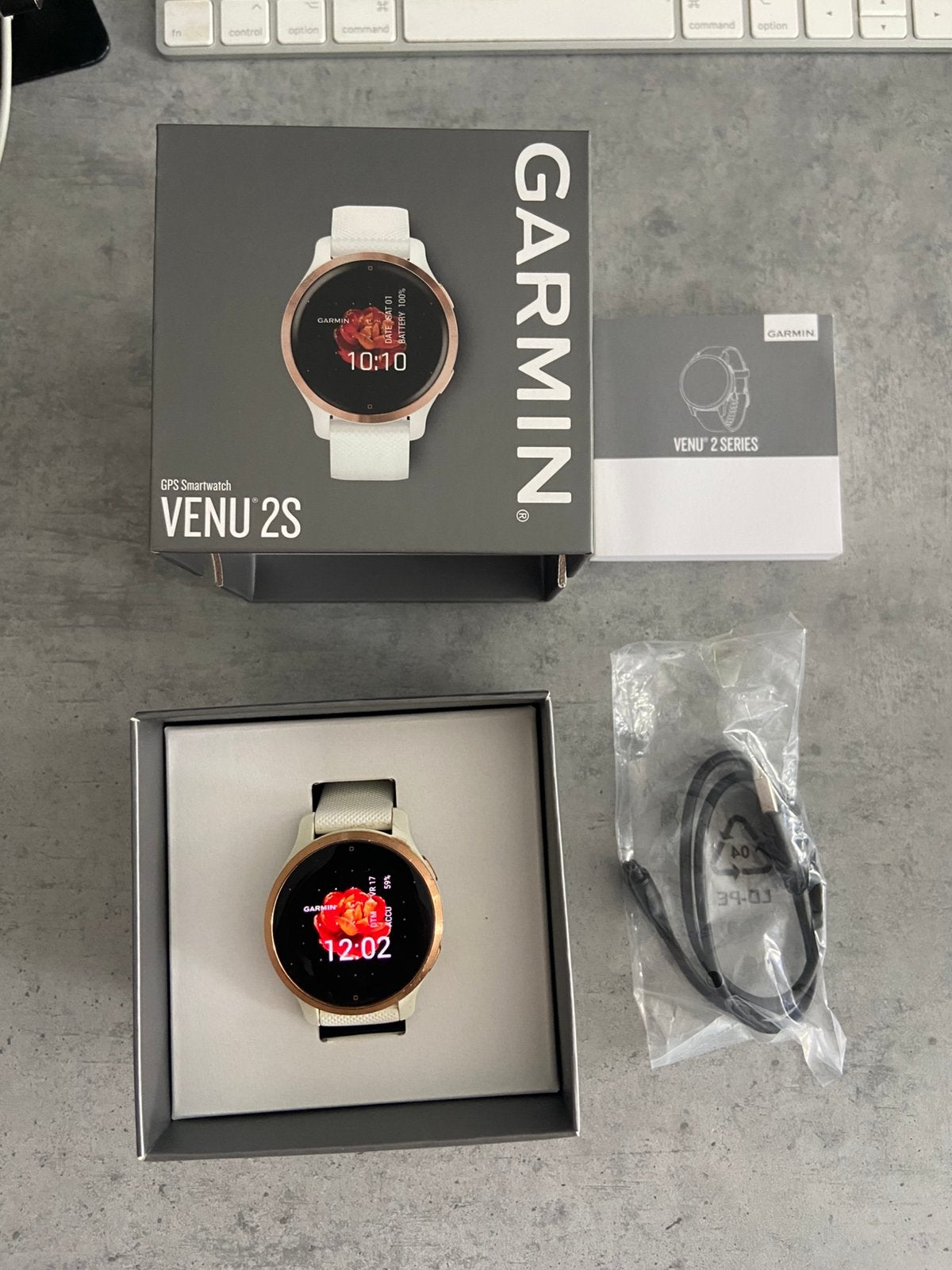 Garmin Venu 2S Rosé Goud met witte band, Ophalen, Gebruikt, Wit, IOS