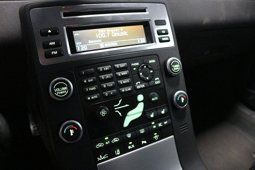 Volvo V70 2.4 D5 Summum / R-LINE / FULL SERVICE, Auto's, Volvo, Voorwielaandrijving, 15 km/l, Zwart, Euro 4