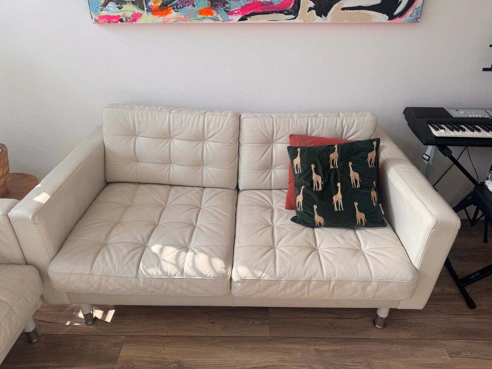Crèmekleurig retro drie- & tweezitsbank van leer (set van 2), Huis en Inrichting, Ophalen, Gebruikt, 150 tot 200 cm, Tweepersoons